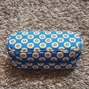Vera Bradley Eye/Sun Glasses Case Retired In Riveria Blue.